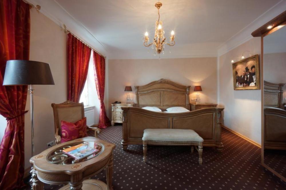 Meiser Altstadt Hotel Dinkelsbühl Esterno foto